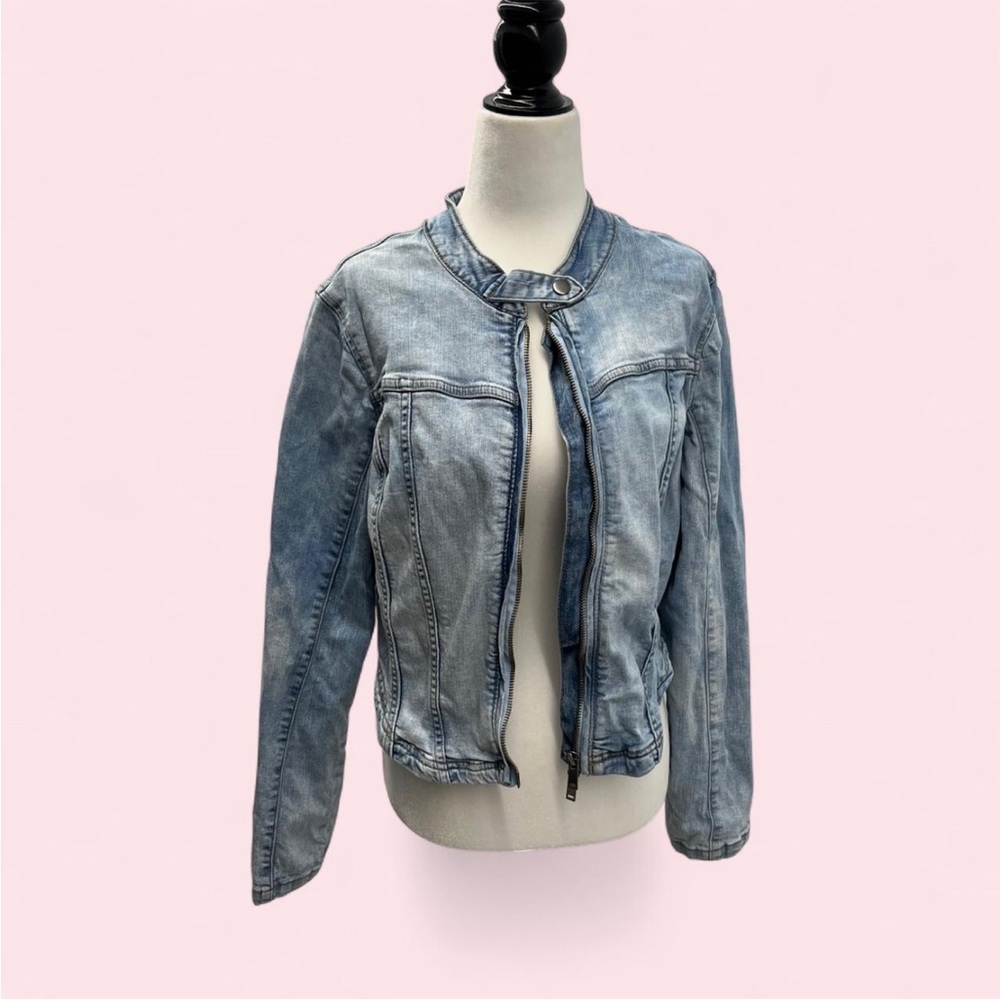 Light Blue Denim Jacket - Picture 4 of 8
